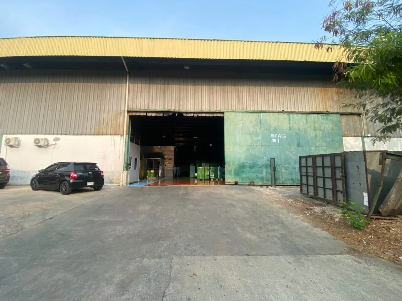 PT Karya Komponen Presisi's current factory facade at Greenland Boulevard